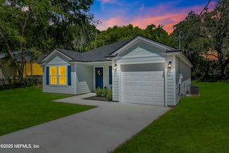 1906 Gillis St, Palatka, FL 32177