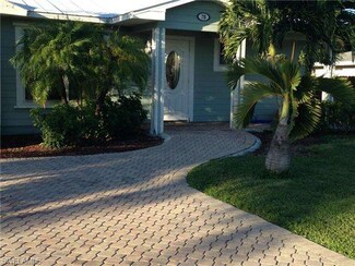 75 8th St, Bonita Springs, FL 34134