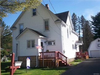 63 Adams St, Salamanca, NY 14779