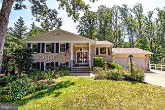 6023 Hofstra Ct, Springfield, VA 22152