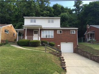 3214 Overlook Dr, McKeesport, PA 15133