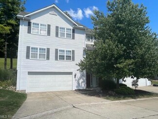 316 W Barrington Dr, Chardon, OH 44024