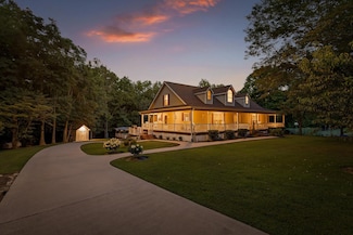 275 Old Mullins Cove Rd, Whitwell, TN 37397