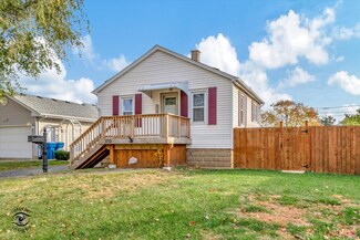 1710 Highland Ave, Crest Hill, IL 60403