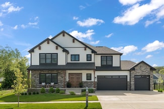 11241 Oak Ridge Ct, Crown Point, IN 46307