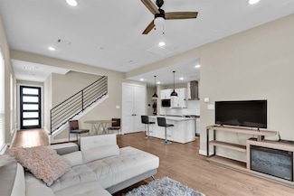 2609 Paul Quinn St, Houston, TX 77091