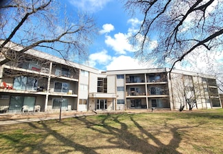8935 Old Cedar Ave S Unit 113, Bloomington, MN 55425