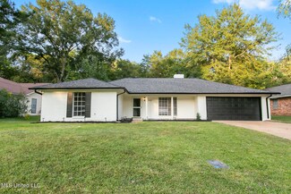 6018 Ferncreek Dr, Jackson, MS 39211
