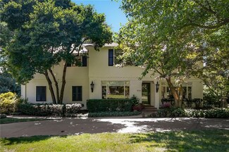 3701 W 63rd St, Mission Hills, KS 66208