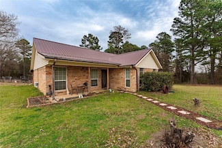 162 Private Road 35976, Arthur City, TX 75411