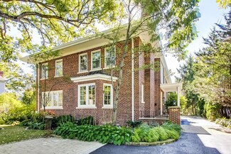 330 Old Green Bay Rd, Glencoe, IL 60022