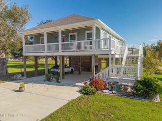 219 Oak Gardens Ave, Long Beach, MS 39560