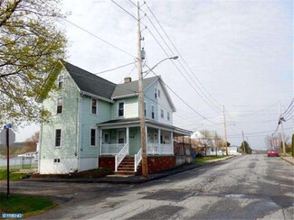 119 W Chestnut St, Frackville, PA 17931