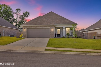 18109 Evergreen Dr, Gulfport, MS 39503