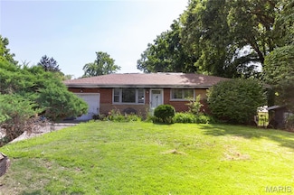 1130 Lakeview Ave, Saint Louis, MO 63138