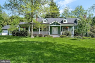 21 Maple Ln, Pennington, NJ 08534