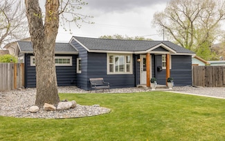 732 Platinum Dr, Cody, WY 82414
