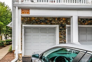 44 Prestwick Way, Edison, NJ 08820