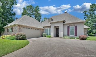 10068 Saint Bernard Dr, Shreveport, LA 71106