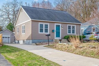 2937 Harvey St, Madison, WI 53705