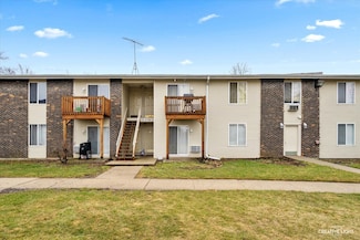 2700 Light Rd Unit 104, Oswego, IL 60543