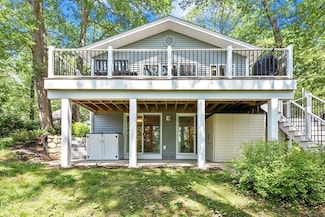 76 Downey St, Hopkinton, MA 01748