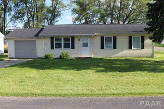 101 E 2nd St, Glasford, IL 61533