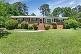 12 Longmeadow Rd, Taylors, SC 29687
