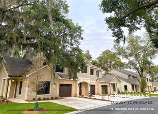 141 Fifty Oaks Ln, Saint Simons Island, GA 31522