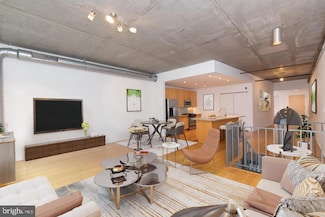 1352 South St Unit 213, Philadelphia, PA 19147