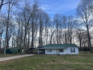 175 Jj Ln, Hillsboro, TN 37342