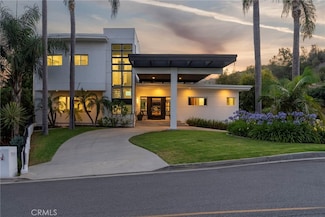 9111 Loma St, Villa Park, CA 92861