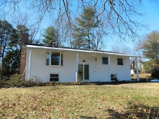 133 N Glenwood Ave W, Bloomington, IN 47408