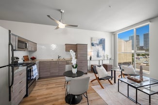 777 6th Ave Unit 304, San Diego, CA 92101