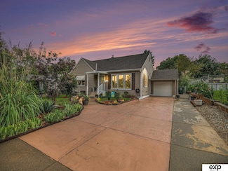 2235 Washington St, Blair, NE 68008