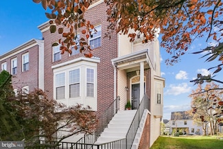 2914 Mainstone Dr, Fairfax, VA 22031