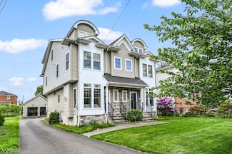 30A Rector St Unit A, Millburn, NJ 07041