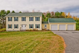 14 Laurence Way, Falmouth, ME 04105
