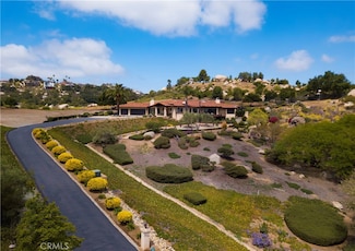 28306 Crescent Hill Way, Escondido, CA 92026