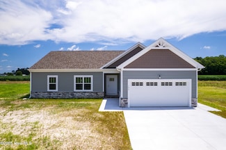 104 Yadkin Dr, Shawboro, NC 27973