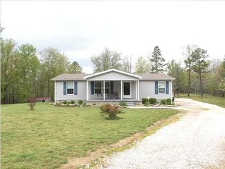 7659 Taylorville Rd, Tennyson, IN 47637