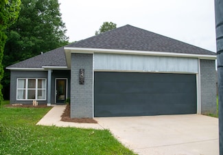 5489 Turning Leaf Cove, Tupelo, MS 38801