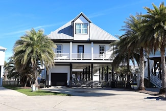 4024 Carly Ln, Grand Isle, LA 70358