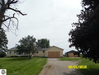 6595 S Mcclelland Rd, Ashley, MI 48806