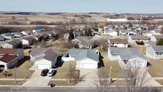 4929 Valley Dr NW, Rochester, MN 55901