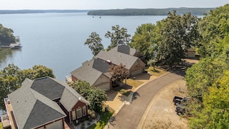 525 Sailboat Point, Savannah, TN 38372