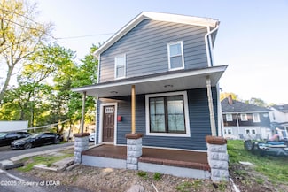 19 Swallow St, Pittston, PA 18640