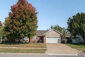 6522 SW 24th Ct, Topeka, KS 66614