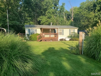 19617 Pam Ln, Carlyle, IL 62231