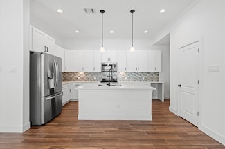 13415 Scott St, Houston, TX 77047